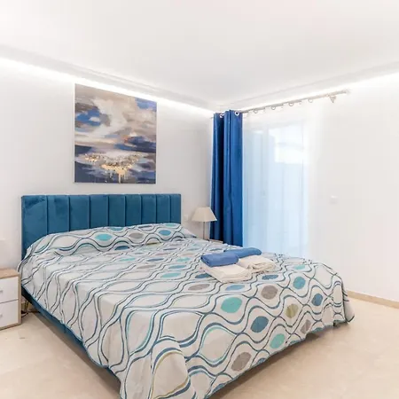 Vip Dominion * Estepona