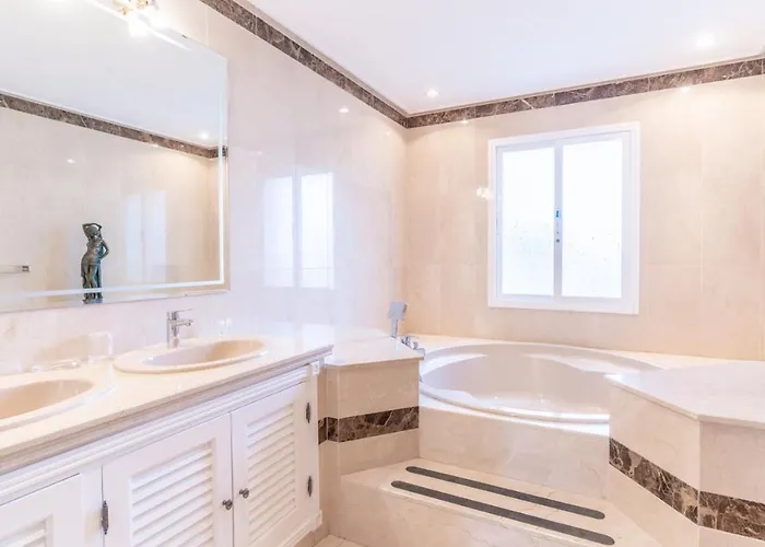 Vip Dominion Apartment